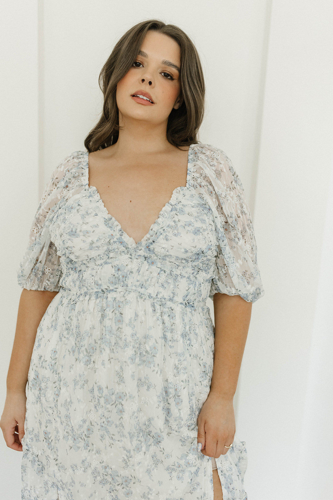 Daphne High Slit Eyelet Detail Maxi Dress in Blue and White Floral - Inclusive Sizing