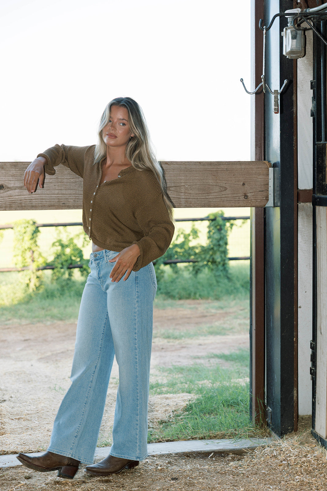 Regina Lightweight Cardigan Top in Mocha Mousse