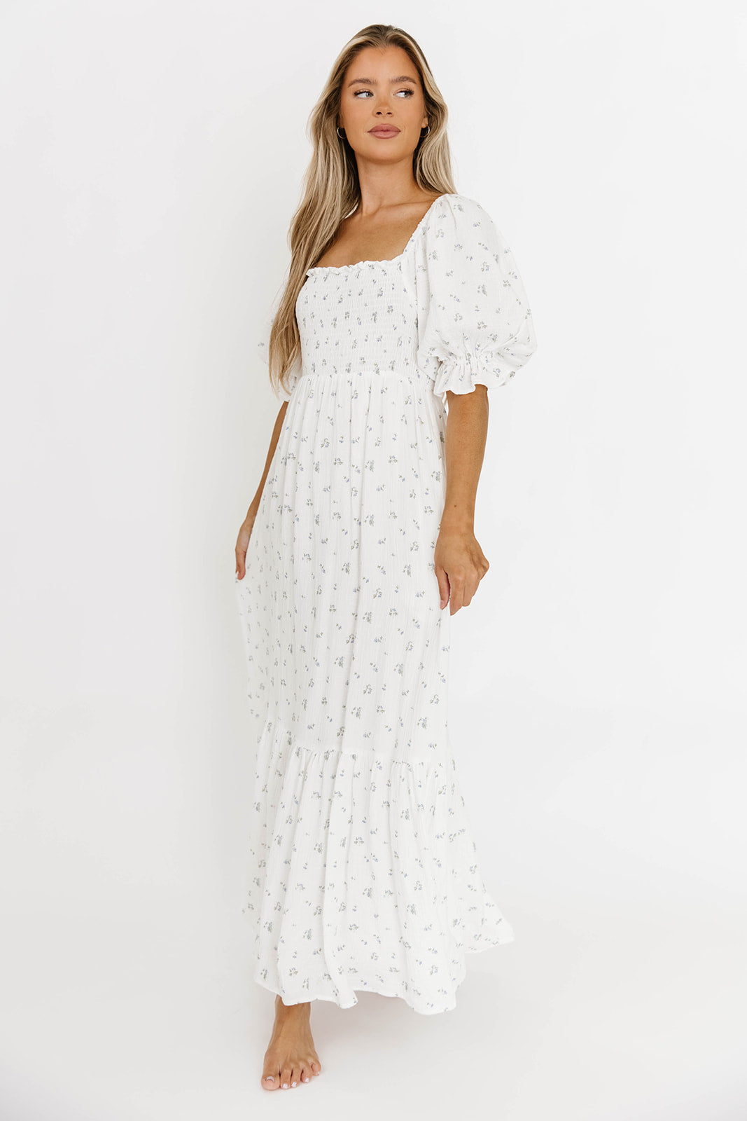 Livvy 100% Cotton Maxi Dress in Off-White / Blue Floral - Bump Friendly & Inclusive Sizing