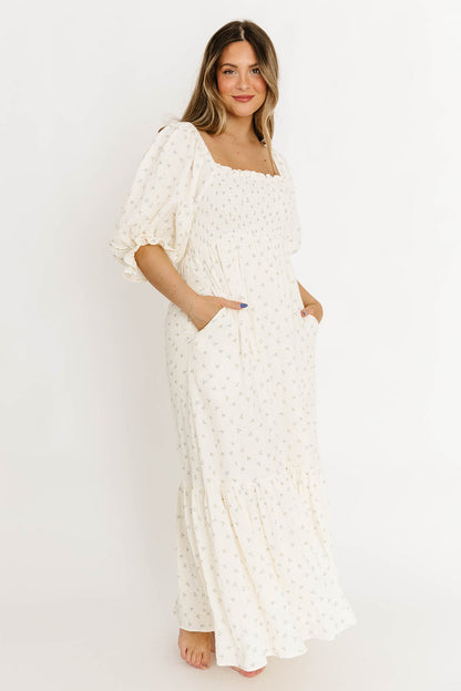 Livvy 100% Cotton Maxi Dress in Petite Blue Floral -Bump Friendly & Inclusive Sizing