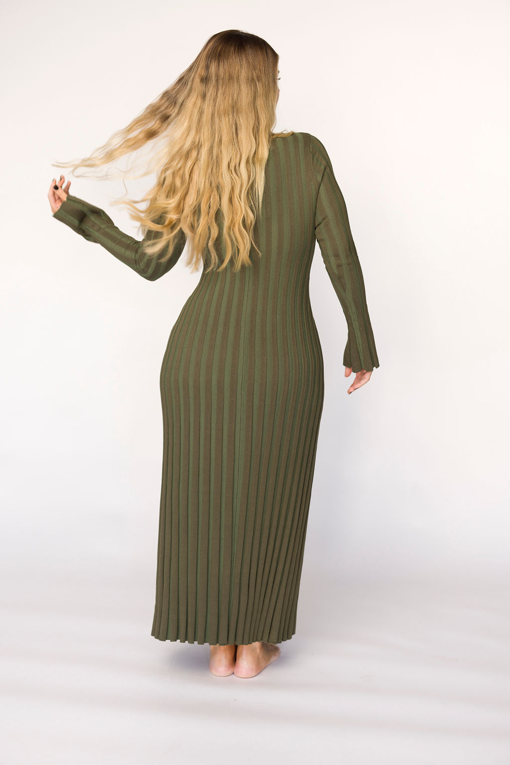 Hadley Long Sleeve V-Neck Knit Maxi Dress in Olive- Bump Friendly