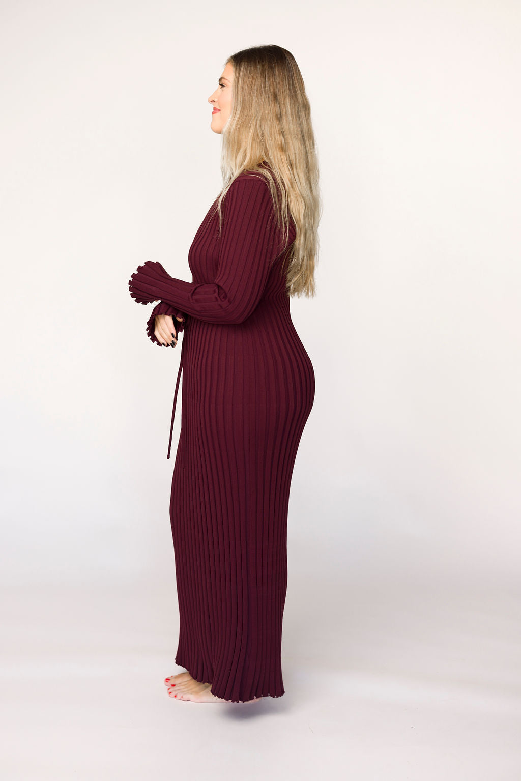 Colette Premium Long Sleeved Ribbed Knit Maxi Dress in Burgundy - Bump Friendly