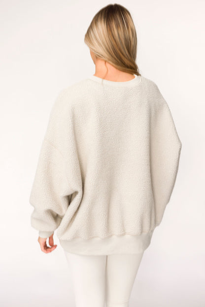 Liv Reversible Fleece Sweatshirt in Natural