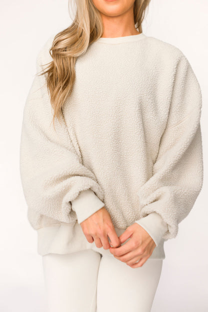 Liv Reversible Fleece Sweatshirt in Natural