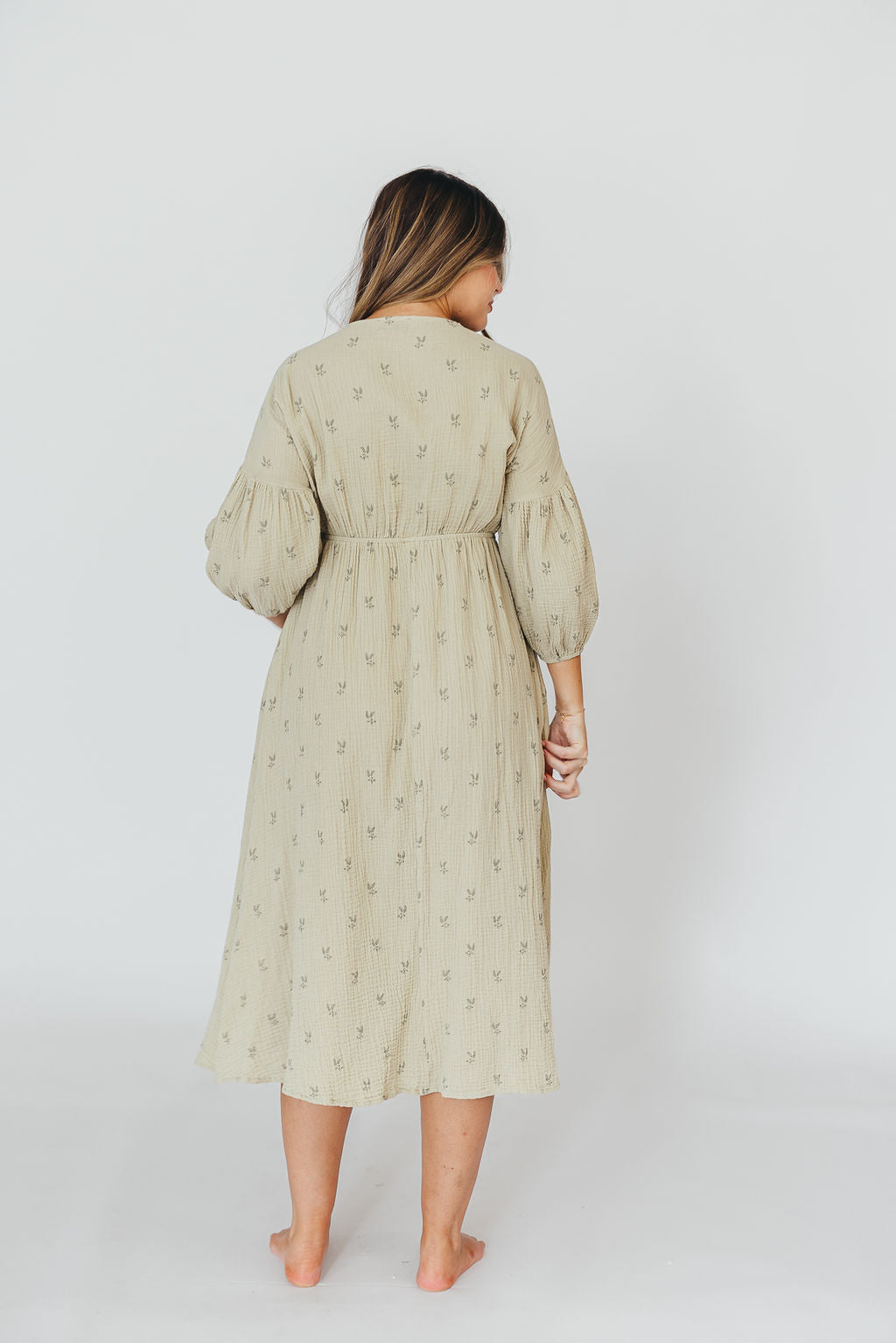 Hunter 100% Cotton Gauze Midi Dress in Thyme/Sage Foliage - Bump Friendly & Inclusive Sizing (XS-3XL)
