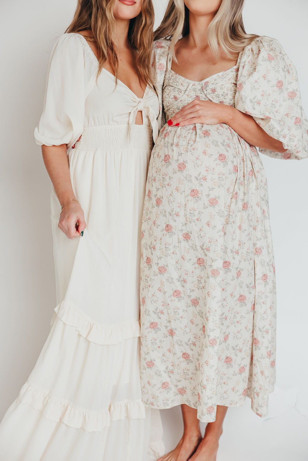 Harlow Maxi Dress in Off-White Floral - Bump Friendly & Inclusive Sizing (S-3XL)