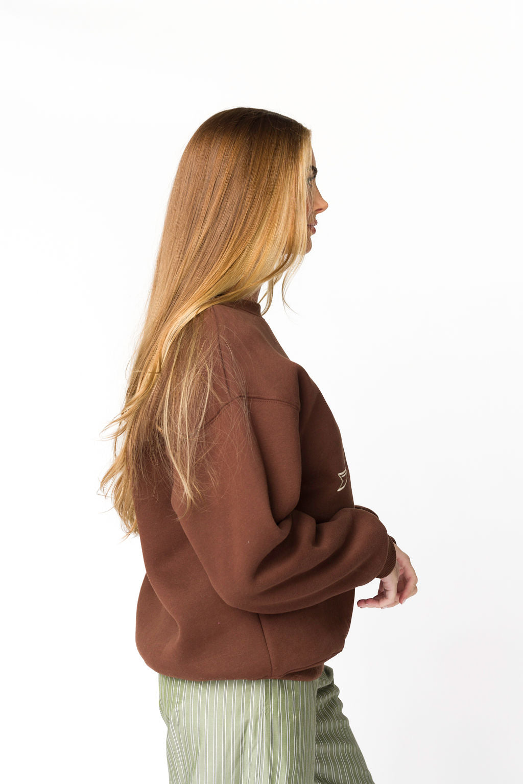 Claire Embroidered Bow Sweatshirt in Chocolate