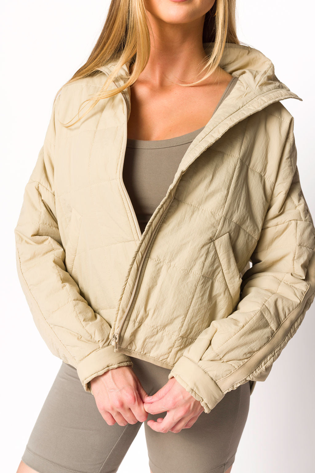 Layla Puffer Jacket in Bone