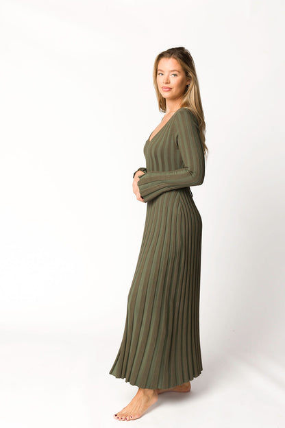 Hadley Long Sleeve V-Neck Knit Maxi Dress in Olive- Bump Friendly