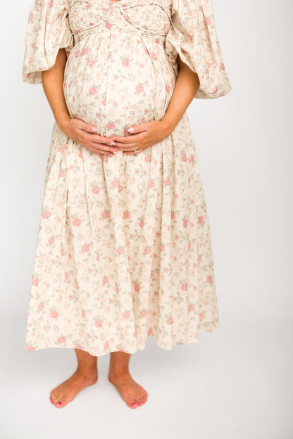 Harlow Maxi Dress in Off-White Floral - Bump Friendly & Inclusive Sizing (S-3XL)
