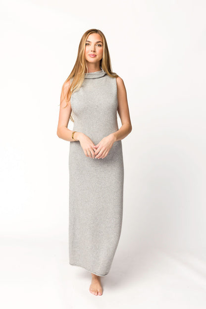 Quinn Turtleneck Maxi Dress in Heather Grey