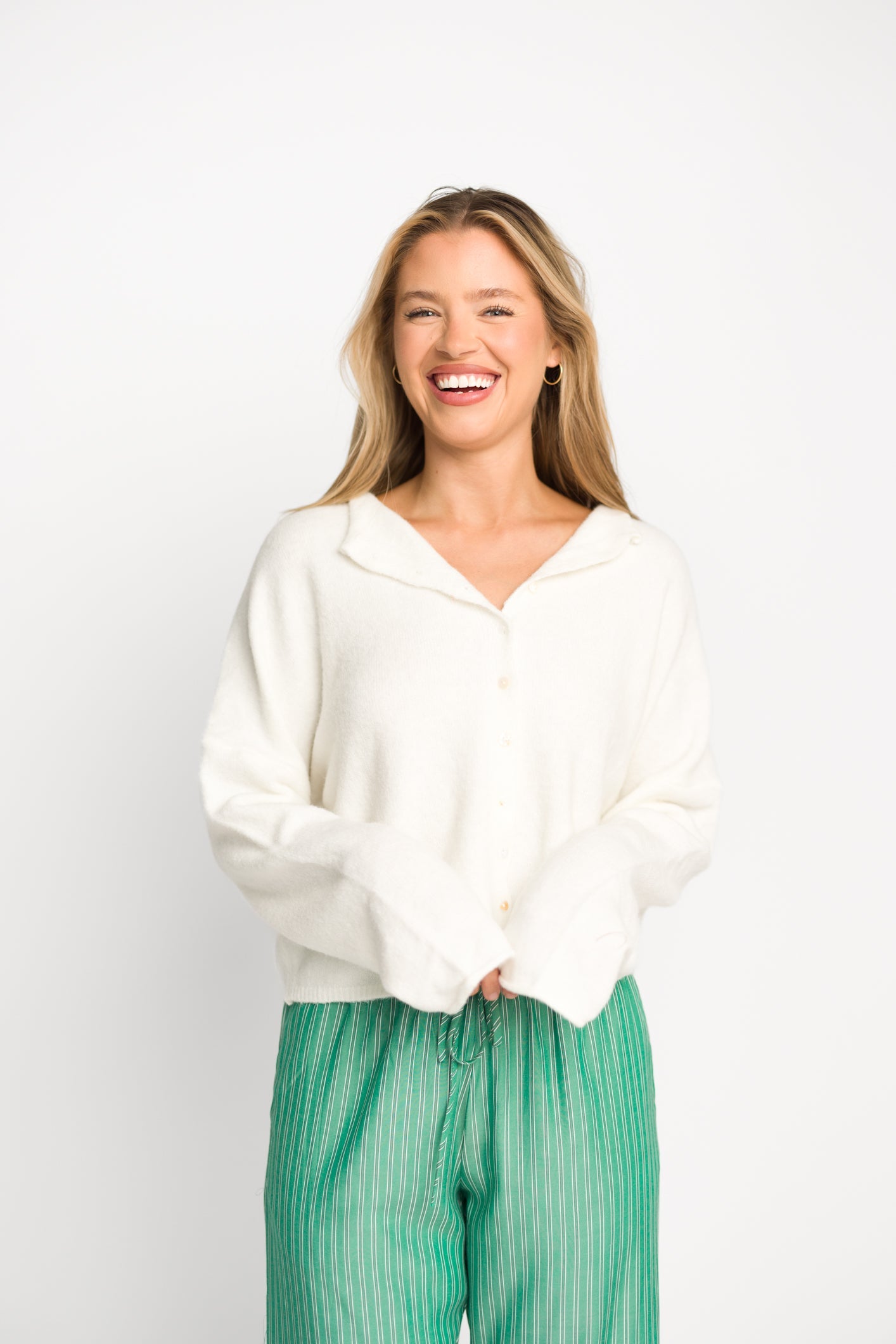 Piper Cardigan in Snow