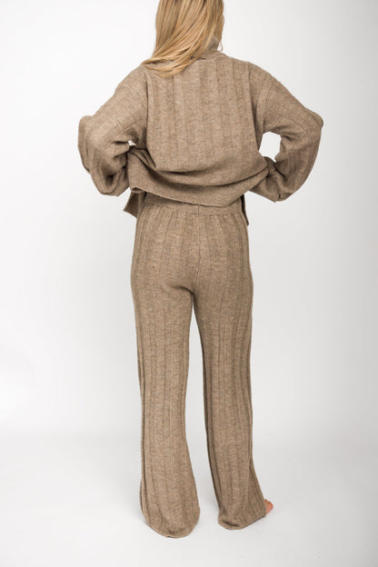 Kai Thick Ribbed Knit Two Piece Sweater Set in Taupe
