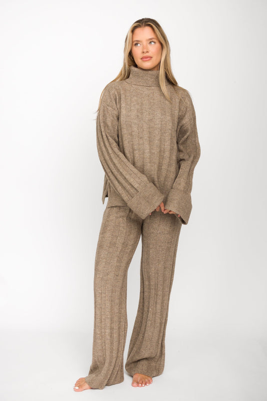 Kai Thick Ribbed Knit Two Piece Sweater Set in Taupe