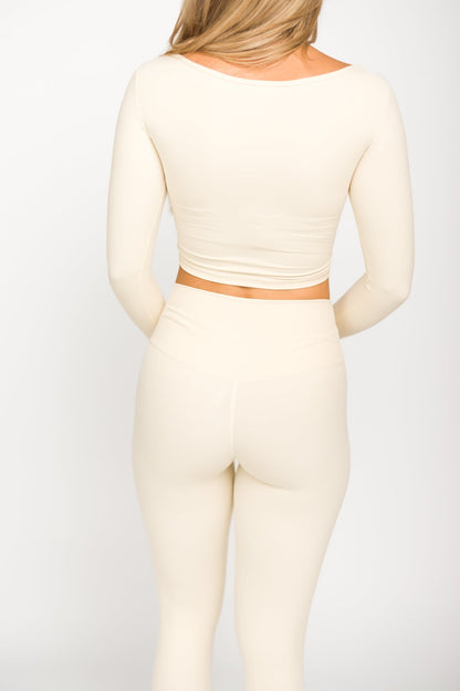 Aligned Performance High-Rise Leggings in Cream
