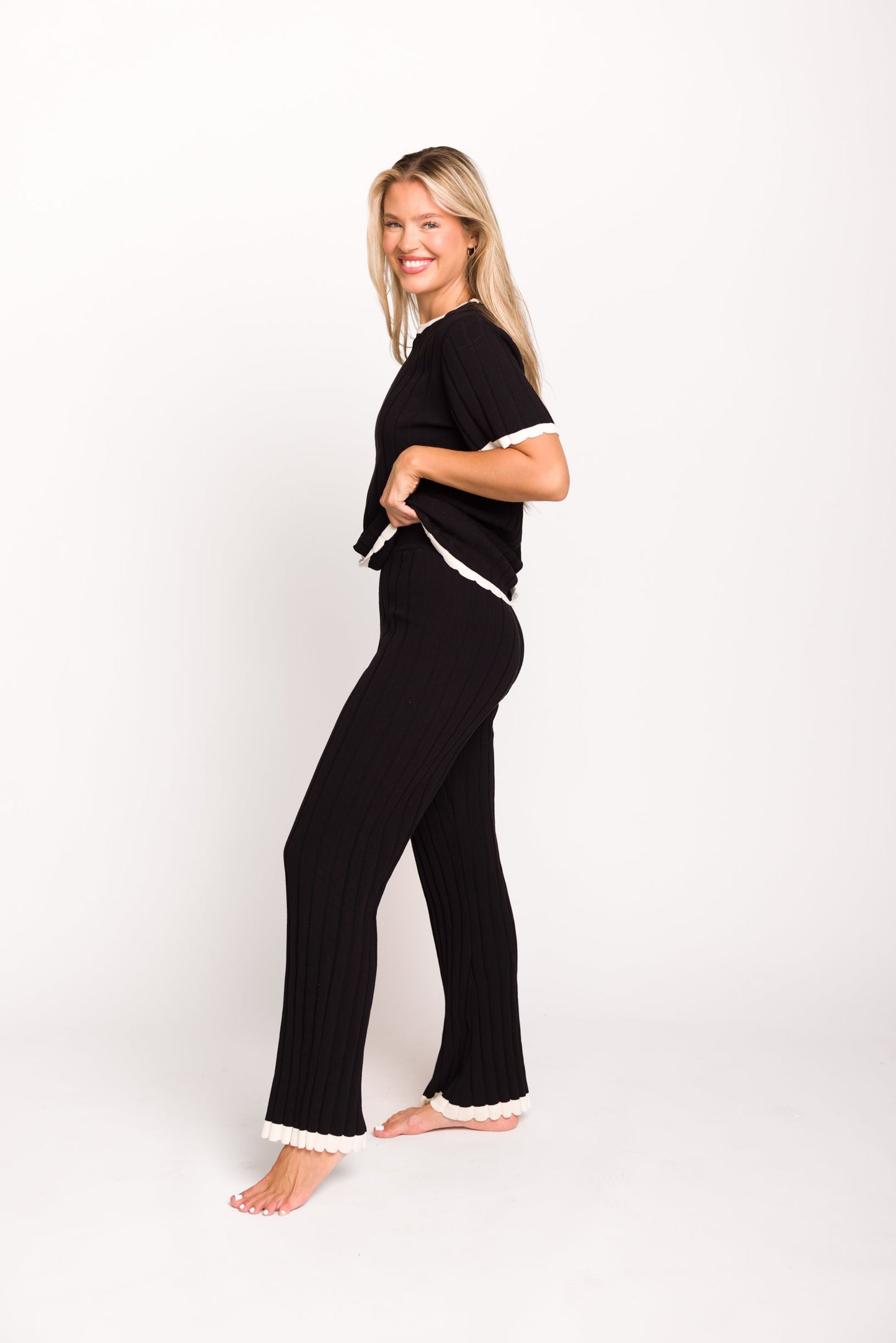 Adele Ribbed Knit Top and Pants Set in Black