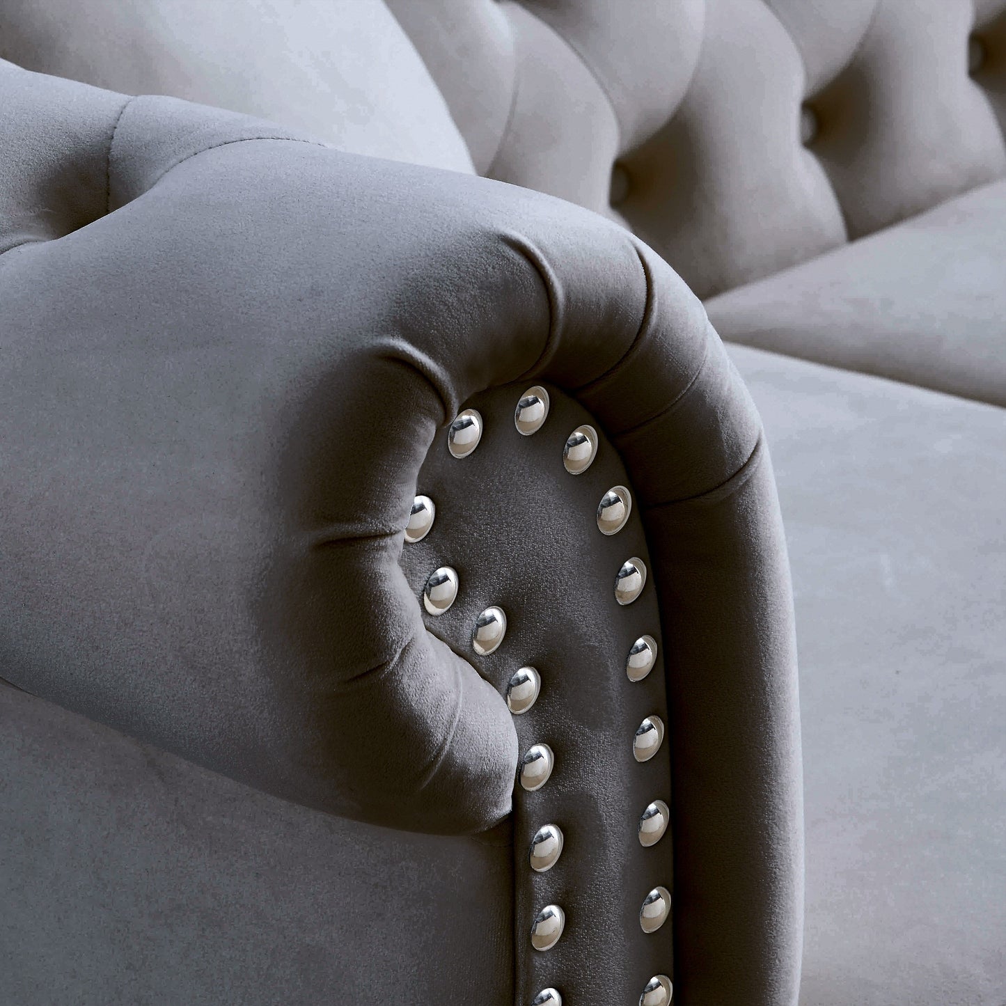 80 Velvet Chesterfield 3-Seater Sofa with Tufted Design, Nailhead Trim, and 2 Pillows