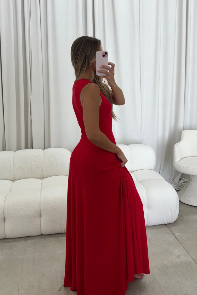 Effortless Maxi Dress in Shirley Temple