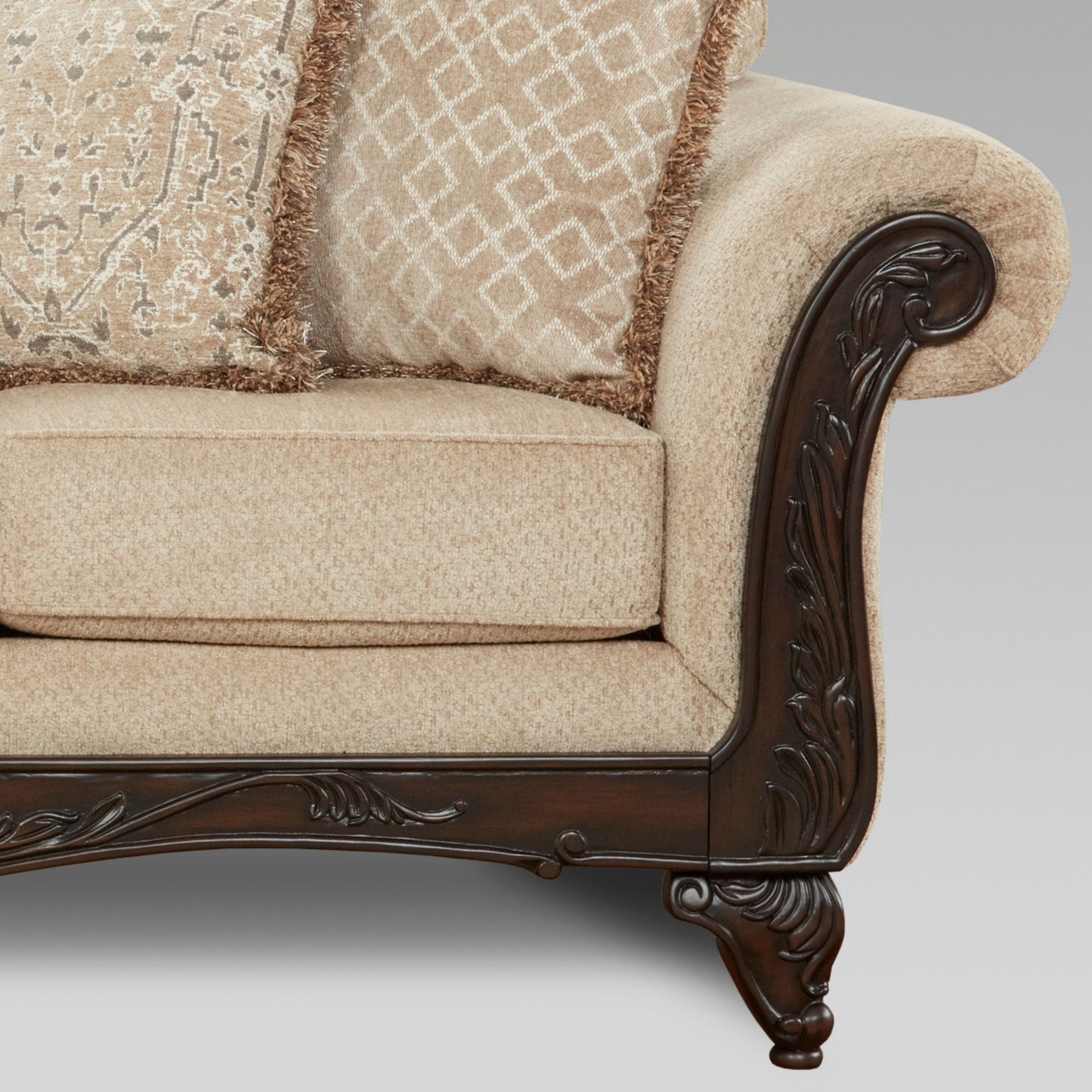 Roundhill Furniture Hernen Carved Wood Frame Sofa