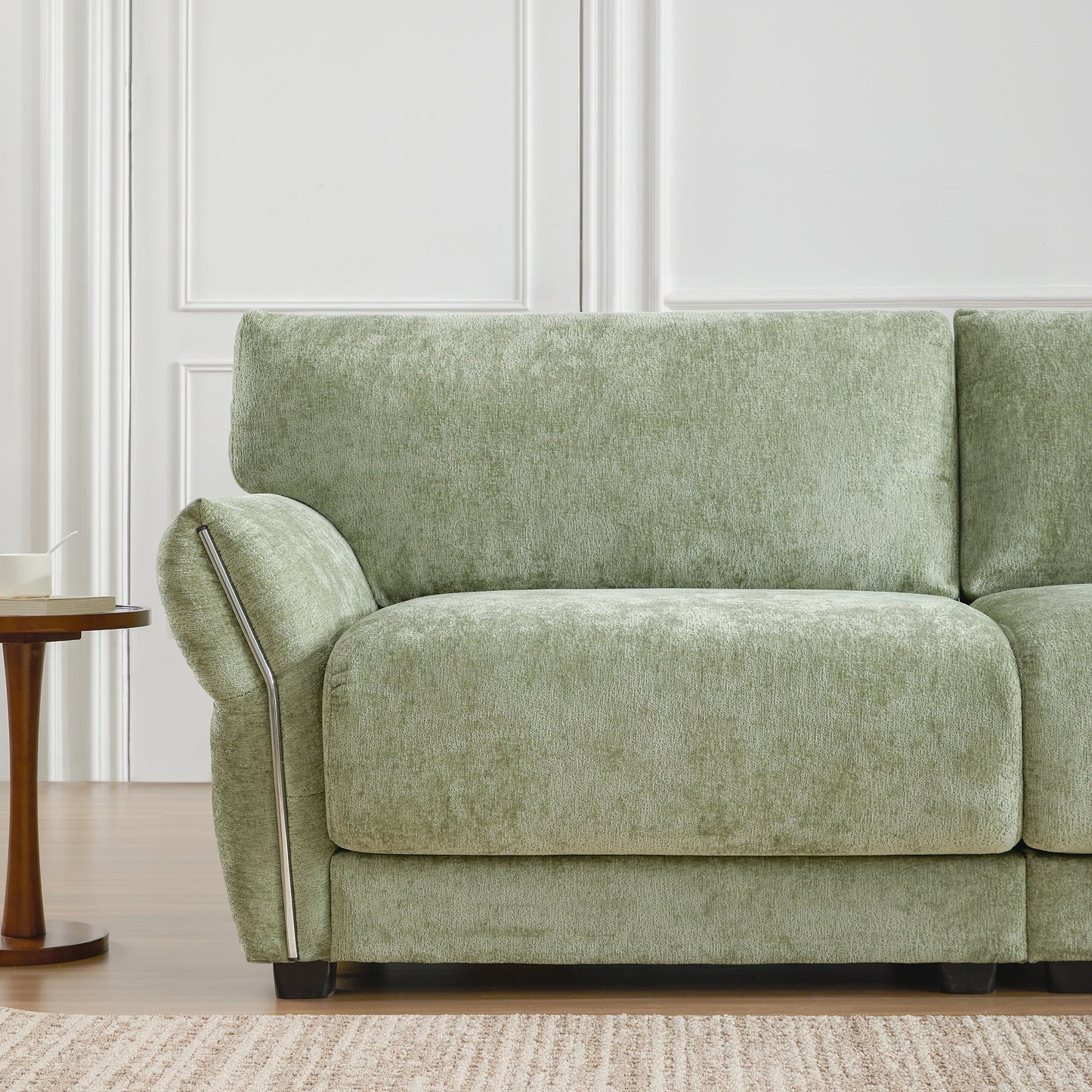 U-Shape with Extra-Wide Seat Cushion