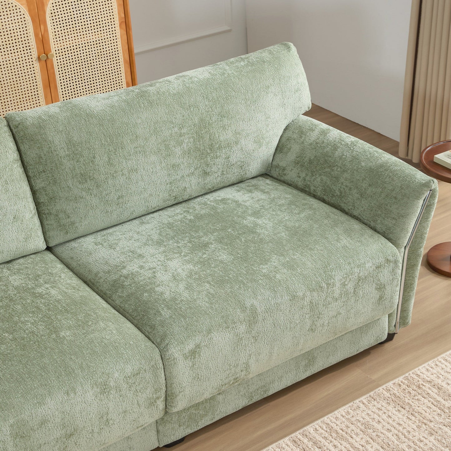 U-Shape with Extra-Wide Seat Cushion