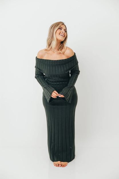 Evella Maxi Dress in Evergreen - Bump Friendly