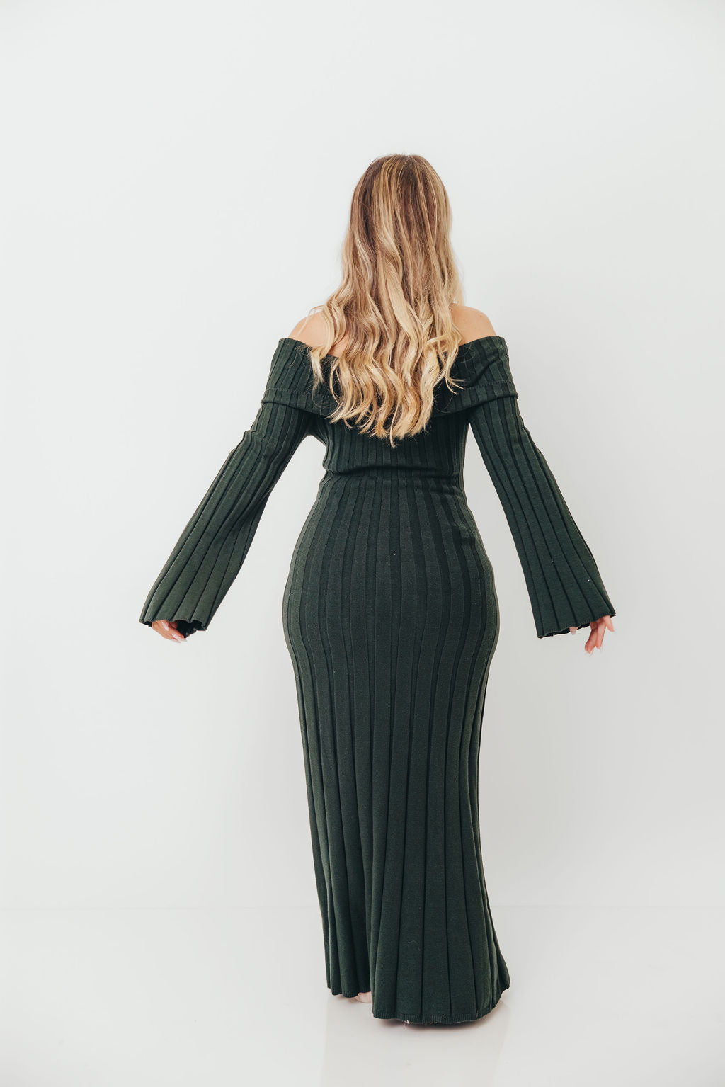 Evella Maxi Dress in Evergreen - Bump Friendly