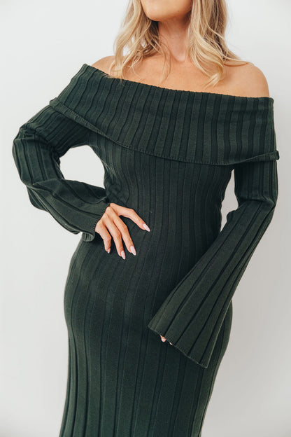 Evella Maxi Dress in Evergreen - Bump Friendly