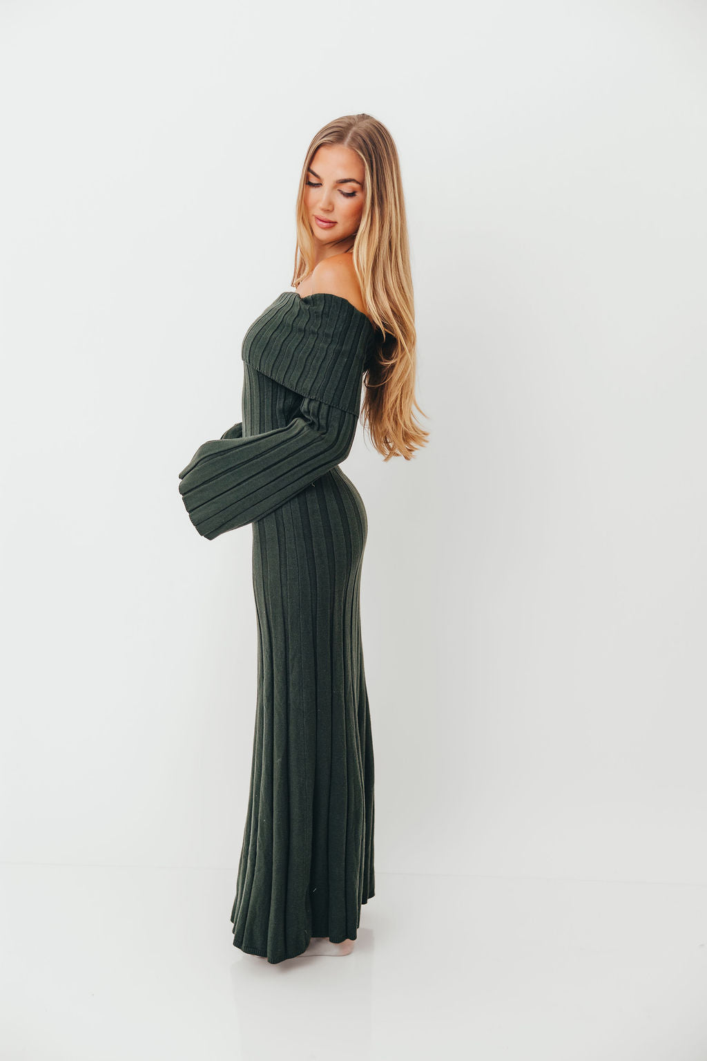 Evella Maxi Dress in Evergreen - Bump Friendly