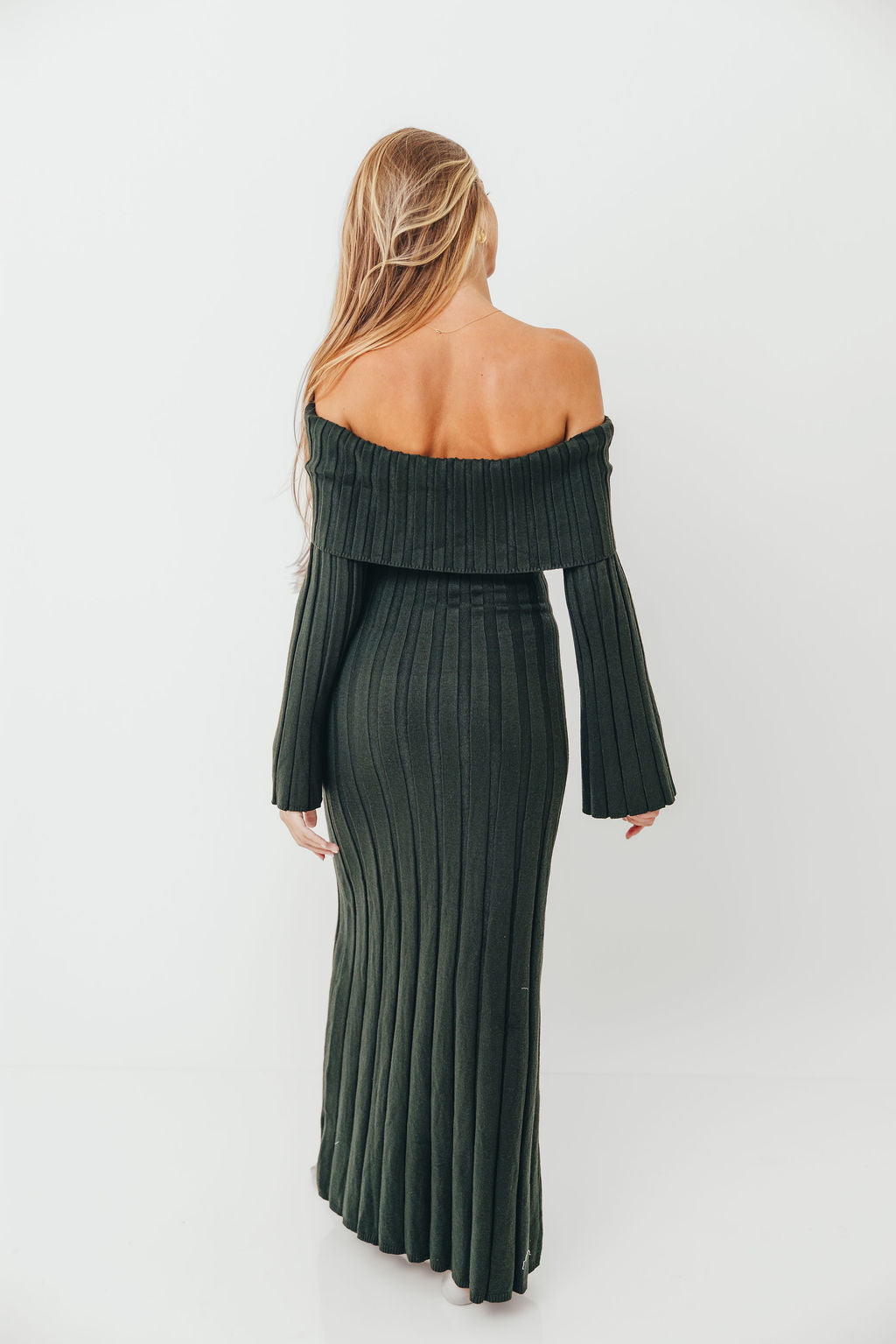 Evella Maxi Dress in Evergreen - Bump Friendly