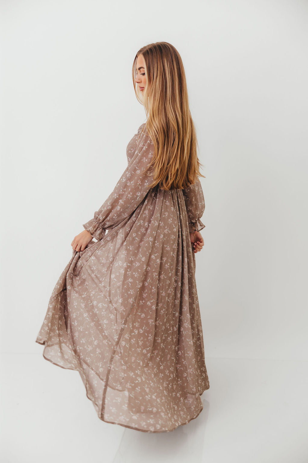 Amy Floral Long Sleeve Maxi Dress in Mocha Multi - Bump Friendly